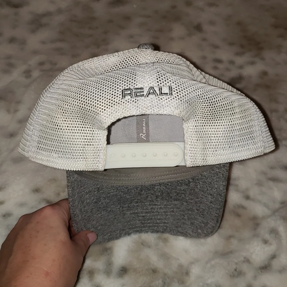 Reali Hat - Picture 2 of 6